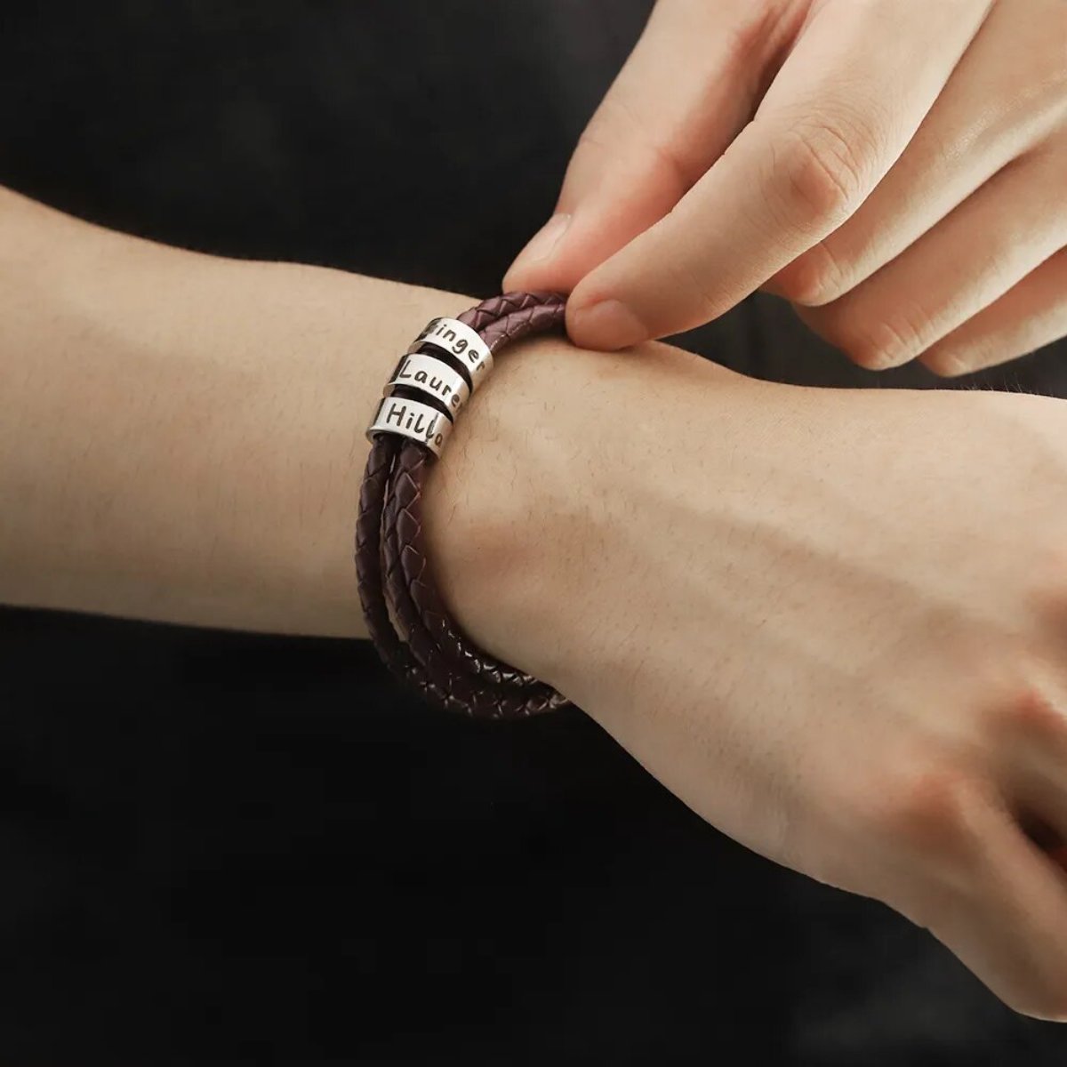 FamilyBand | Leren band met gepersonaliseerde namen