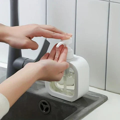 Nordica – Minimalistische Zeepdispenser met Scandinavische Elegantie