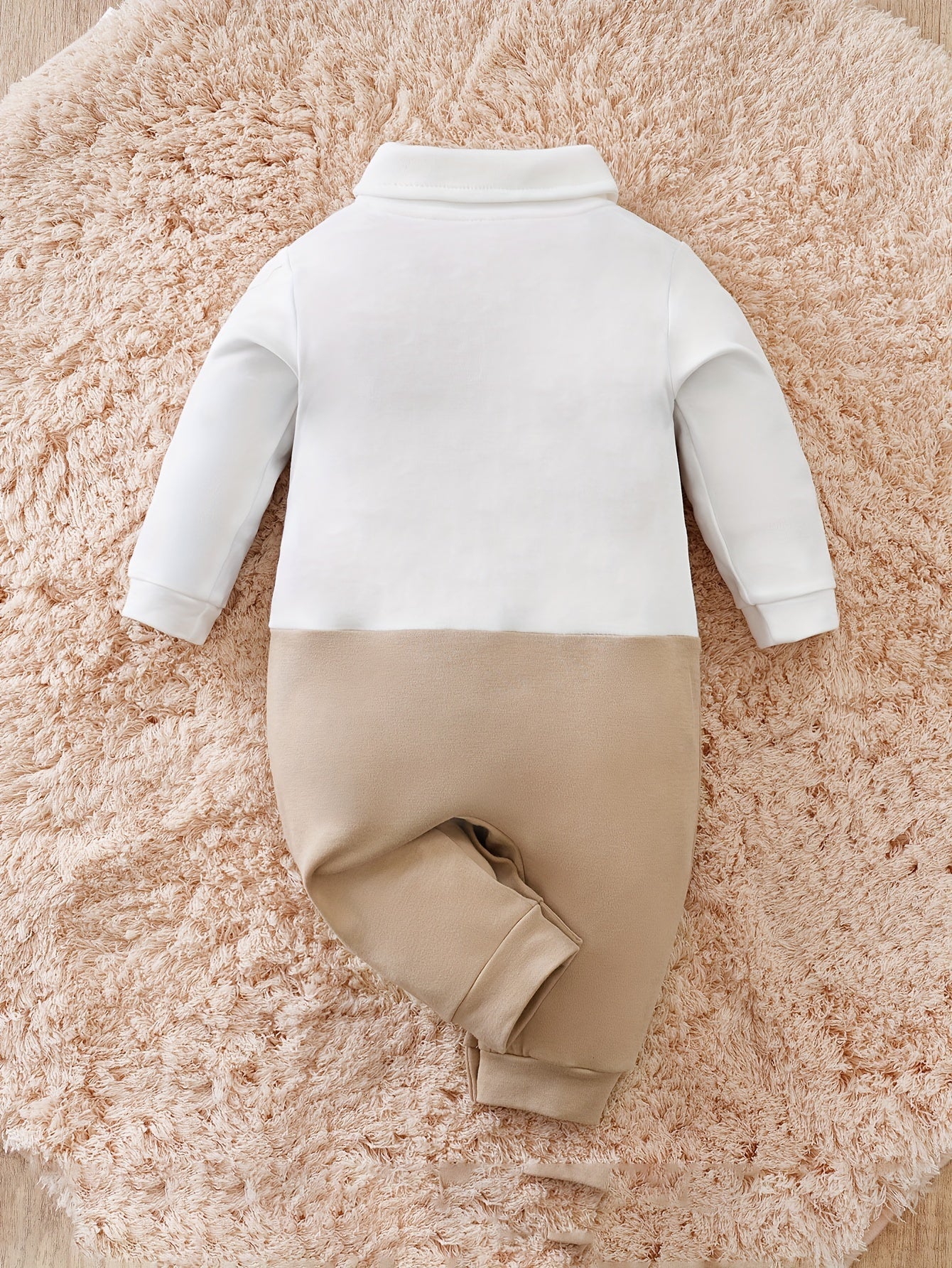 Oliver Gentleman Romper – Chique Babypak met Vlinderdas