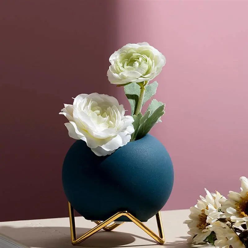 VividNest – Moderne Keramische Plantenpot met Stijlvolle Standaard