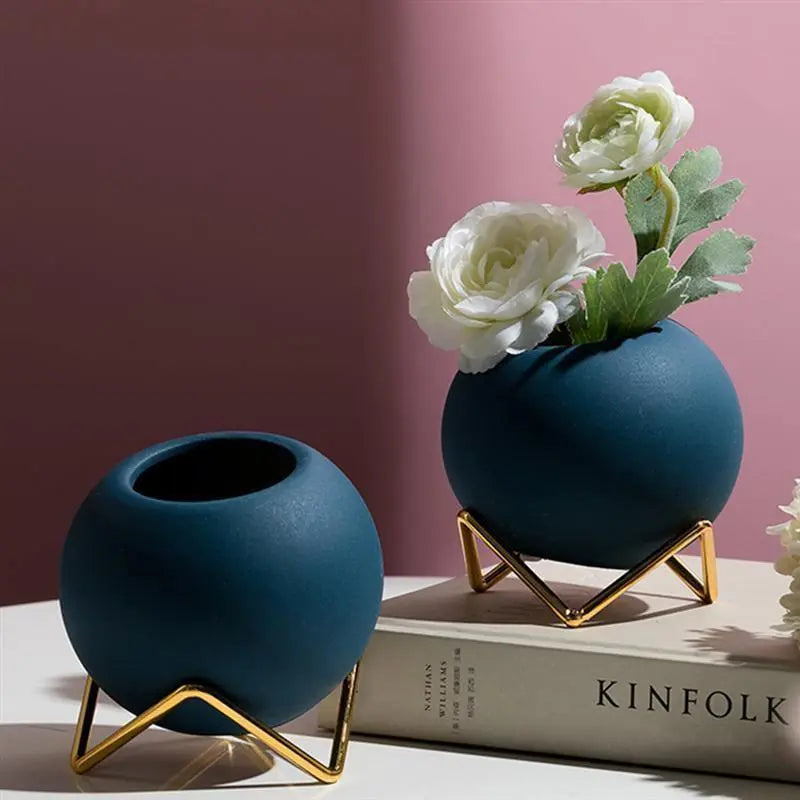VividNest – Moderne Keramische Plantenpot met Stijlvolle Standaard