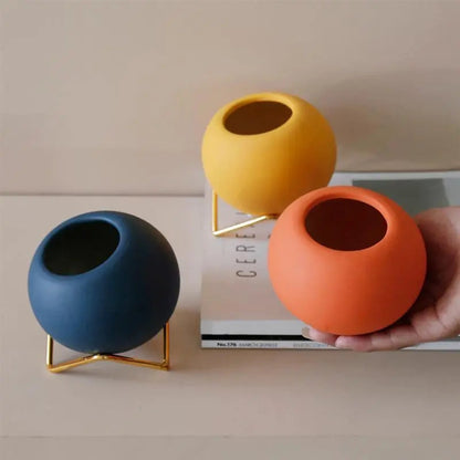 VividNest – Moderne Keramische Plantenpot met Stijlvolle Standaard