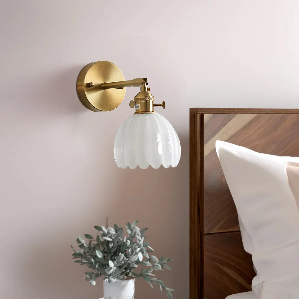 Freya Lotus glazen wandlamp
