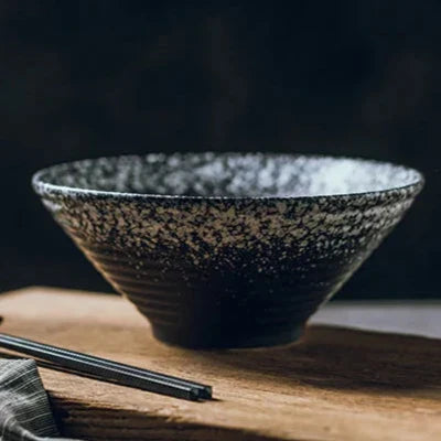 ZenBowl – Handgemaakte Japanse Keramische Ramenkom met Authentieke Ambachtelijke Afwerking