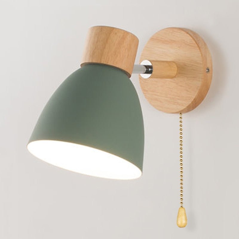 Scandinavische hangende wandlamp van hout