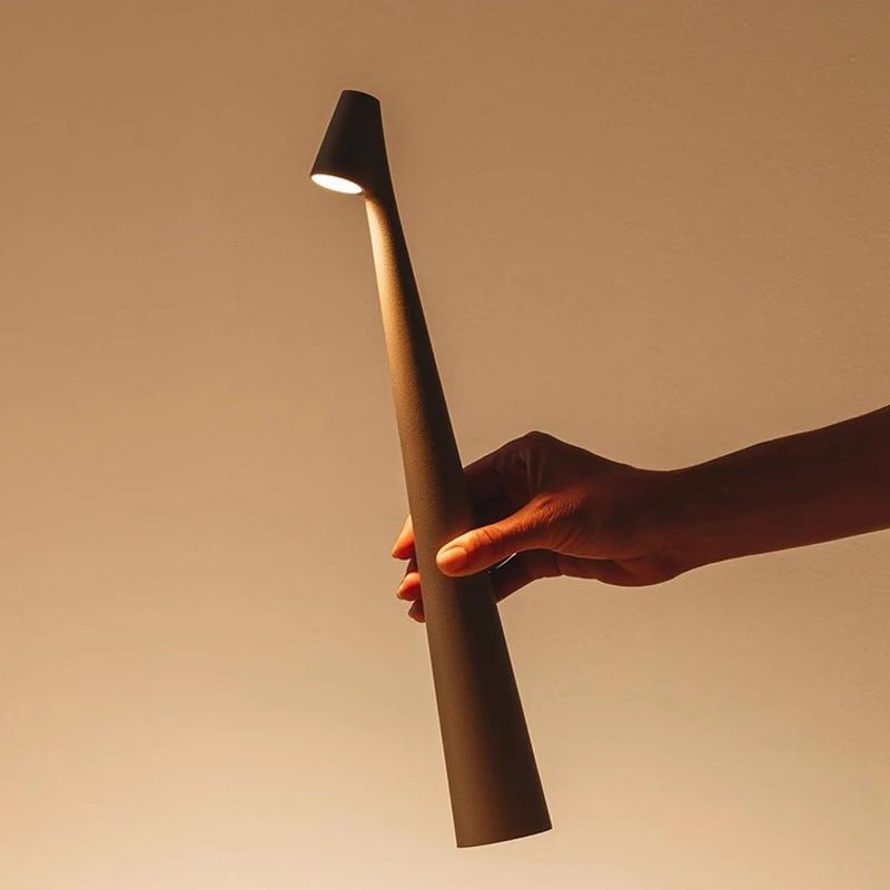 Minimalist Beam Lamp