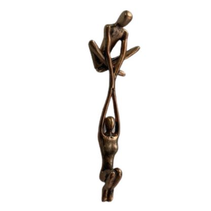 BalanceArt – Elegant Sculptuur Beeldje voor Harmonie en Liefde