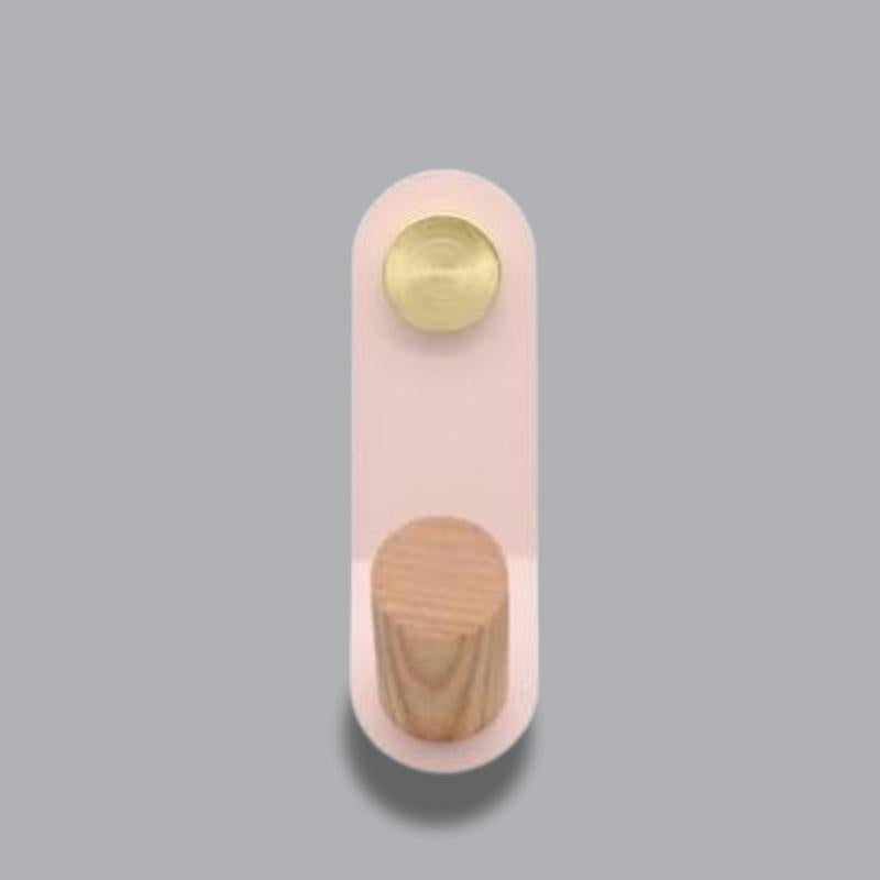 ScandiHook – Minimalistische Pastel Wandhaak met Eikenhout & Messing Accent
