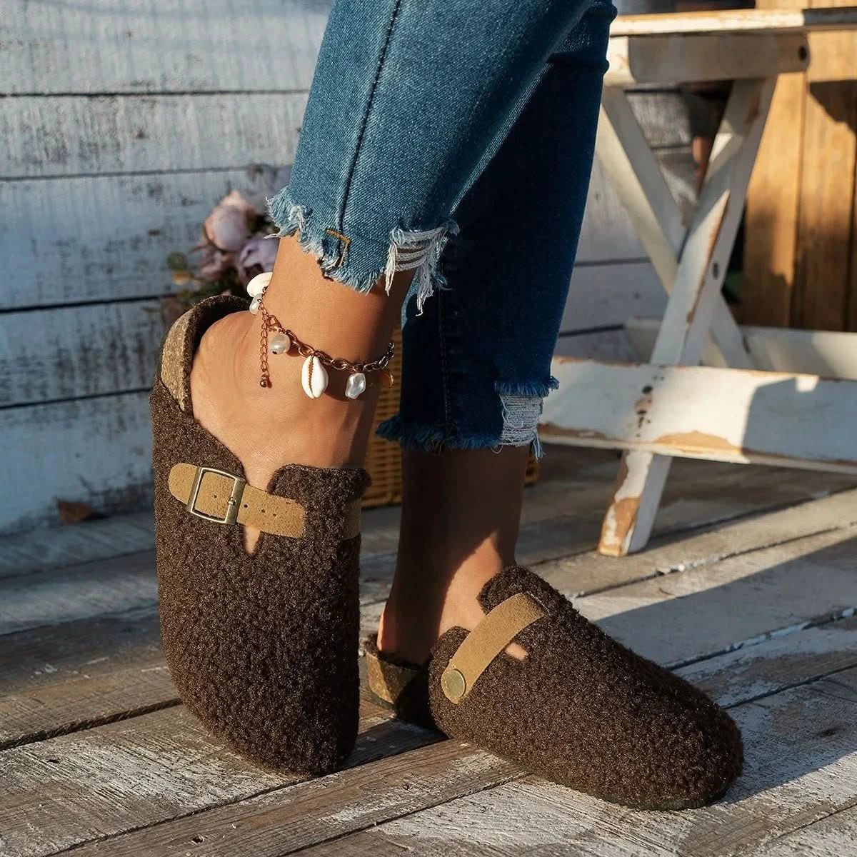 Contrortluxe - Luxe schapenwollen schoenen voor ultiem wintercomfort