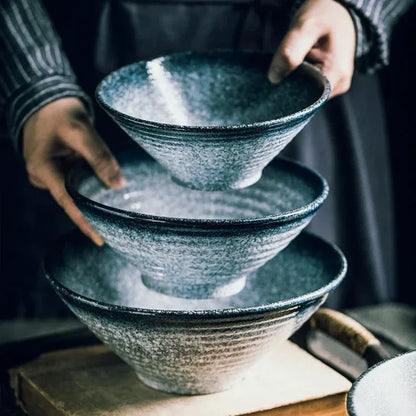 ZenBowl – Handgemaakte Japanse Keramische Ramenkom met Authentieke Ambachtelijke Afwerking