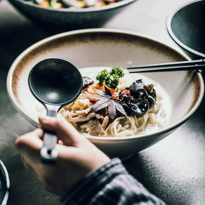 ZenBowl – Handgemaakte Japanse Keramische Ramenkom met Authentieke Ambachtelijke Afwerking
