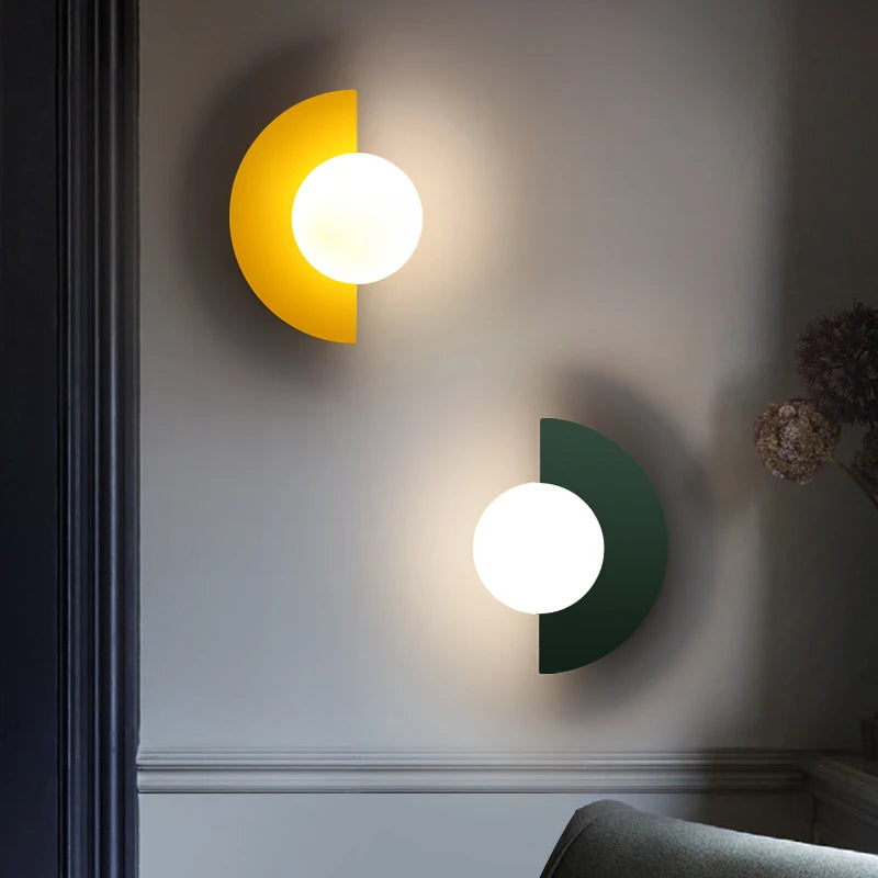 Moderne Halve Cirkel LED Wandlamp - Matglazen Bol Wandlamp