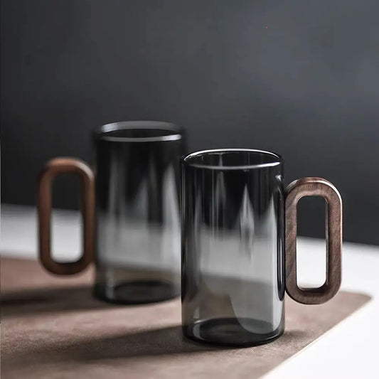 TimberCharm – Rustieke Glazen Mok met Houten Handvat voor Stijlvolle Drankmomenten