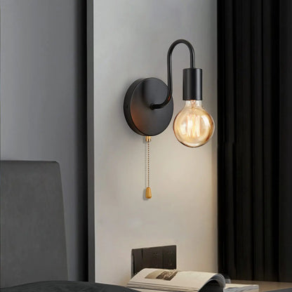 Scandinavische Industriële Zwarte Wandlamp