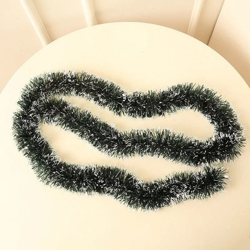 By Levin 2-meter green and white snowy tinsel garland for Christmas tree and holiday party decoration