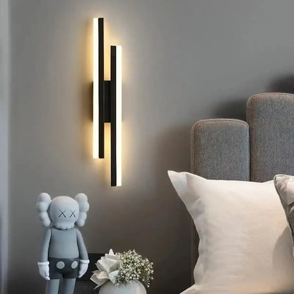 Minimalistische Noordse Lineaire LED Wandlamp – Drie Kleuren Dimbaar