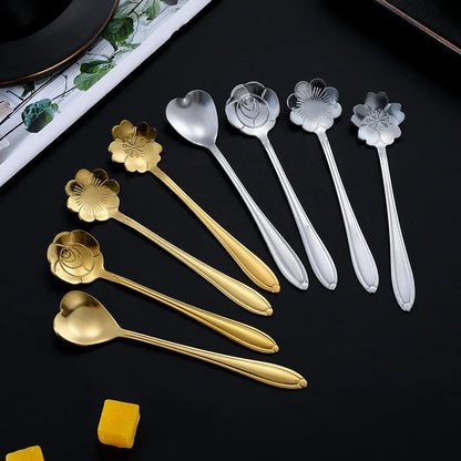 8-Delige Bloem RVS Koffielepel Set - Elegante Dessertlepels
