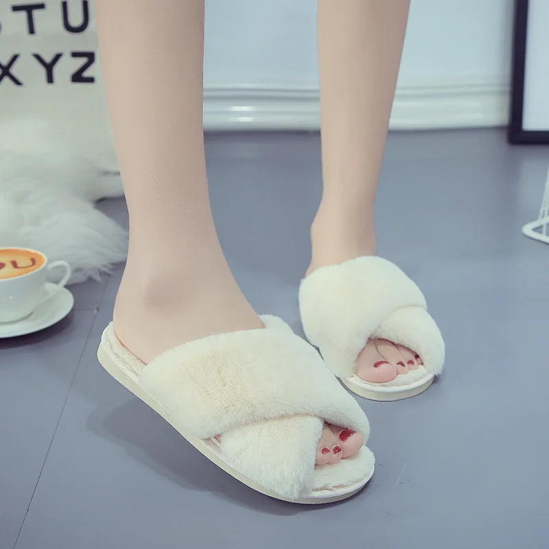 Warme Knusse Kruisband Pantoffels