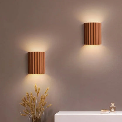 Moderne Geribbelde Hars LED Wandlamp - Scandinavisch Armatuur