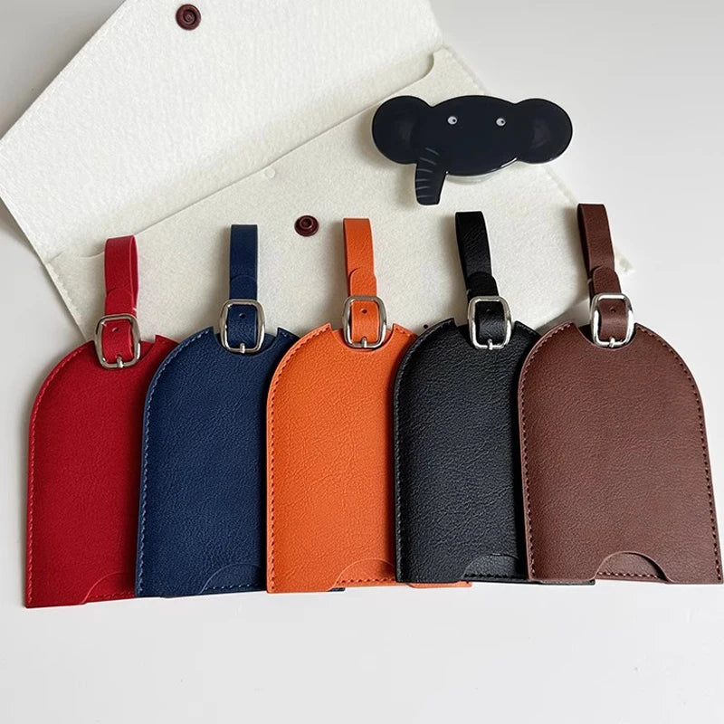 Personaliseer initialen bagagelabel op maat LOGO letter mannen vrouwen koffer naam bagagelabel PU vliegtuig labels reisaccessoires