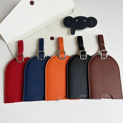 Personaliseer initialen bagagelabel op maat LOGO letter mannen vrouwen koffer naam bagagelabel PU vliegtuig labels reisaccessoires