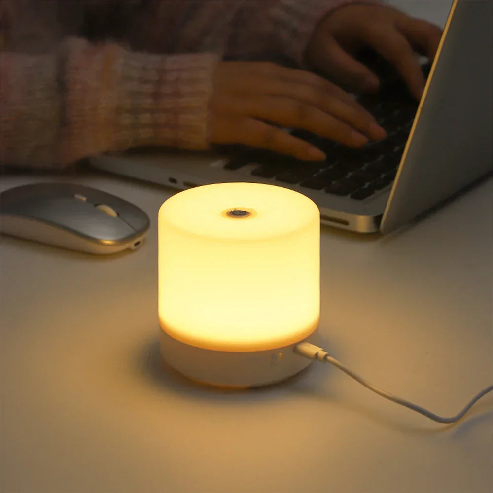 GlowEase – Compacte LED Nachtlamp met Aanraakdimming