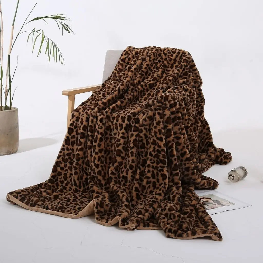 Leona Pluche Luipaardprint Deken