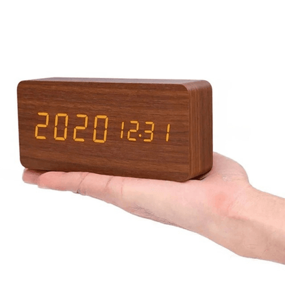 WoodSense LED houten klok - Stemgestuurd & stijlvol voor elke kamer