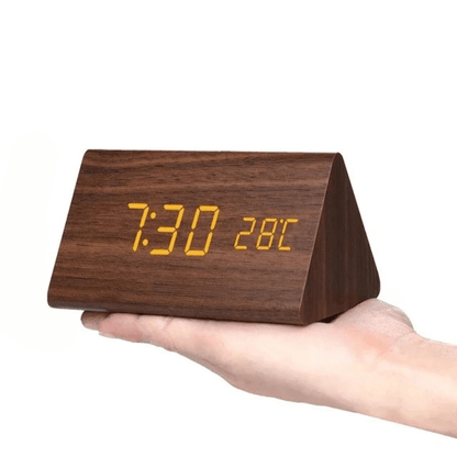 WoodSense LED houten klok - Stemgestuurd & stijlvol voor elke kamer