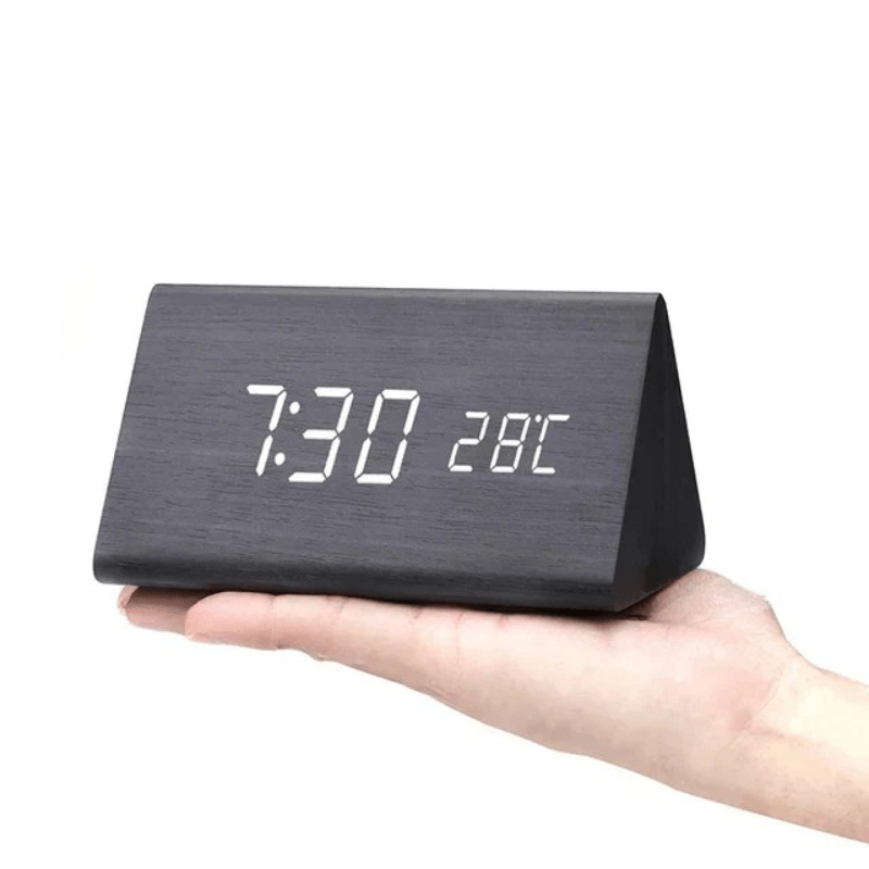 WoodSense LED houten klok - Stemgestuurd & stijlvol voor elke kamer