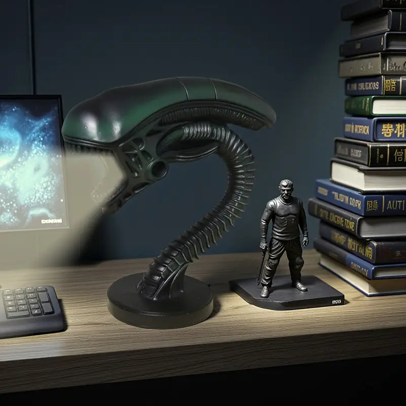 Xenomorph™ Alien Bureau Lamp