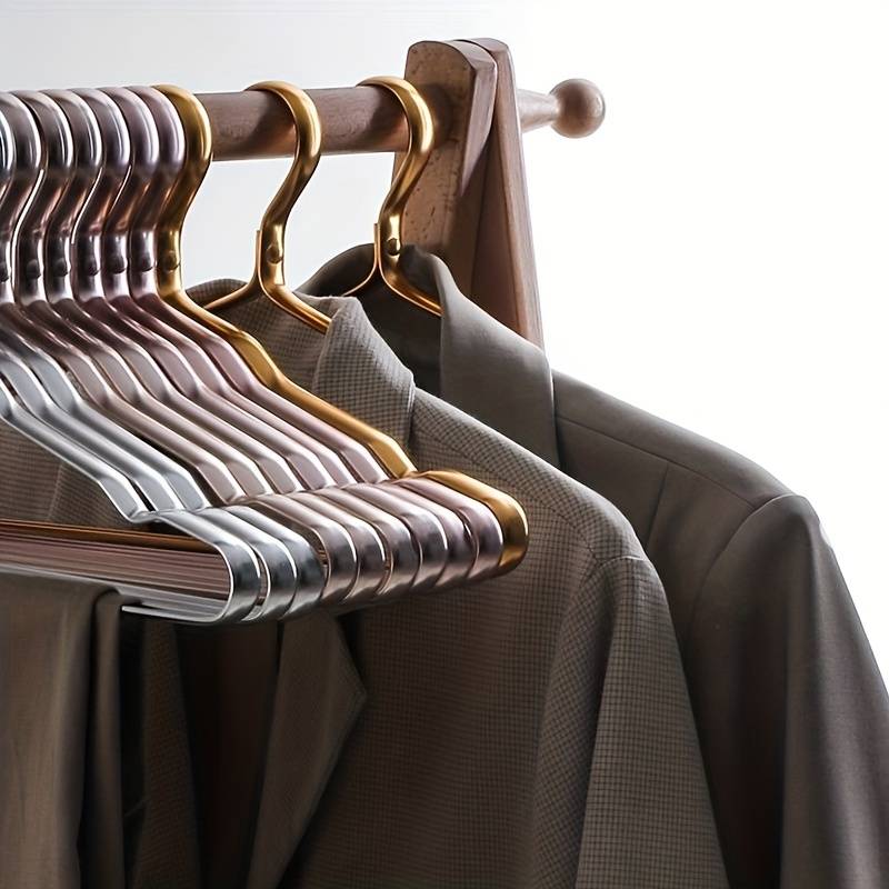 Marais Luxe Hangers – Premium Messing Kledinghangers voor een Stijlvolle Garderobe