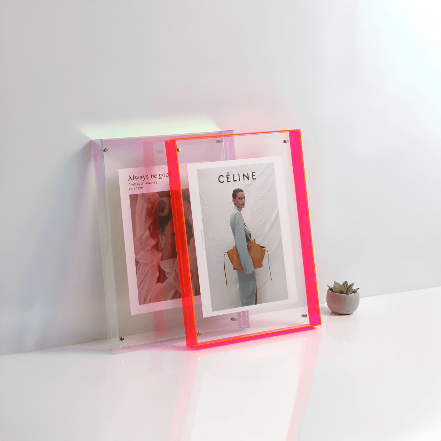 AcryGlow – Transparante Fotolijst met Modern Minimalistisch Ontwerp