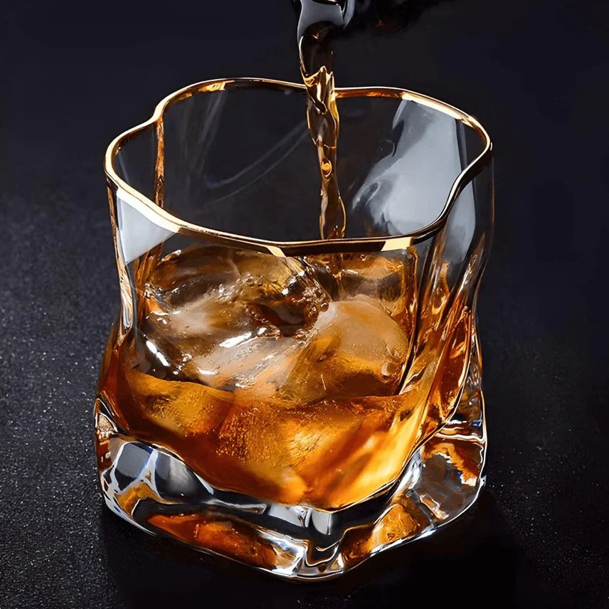 SipElegance – Luxe Textuur Whiskeyglazen voor Een verfijnde Whiskybeleving
