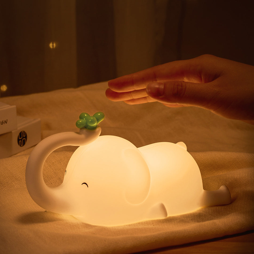 Squishy Siliconen Vliegend Olifant LED Nachtlampje - Perfect Cadeau voor Kinderen en Meisjes
