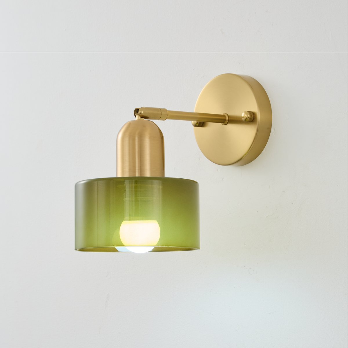 Bauhaus Wandlamp met Gekleurd Glas