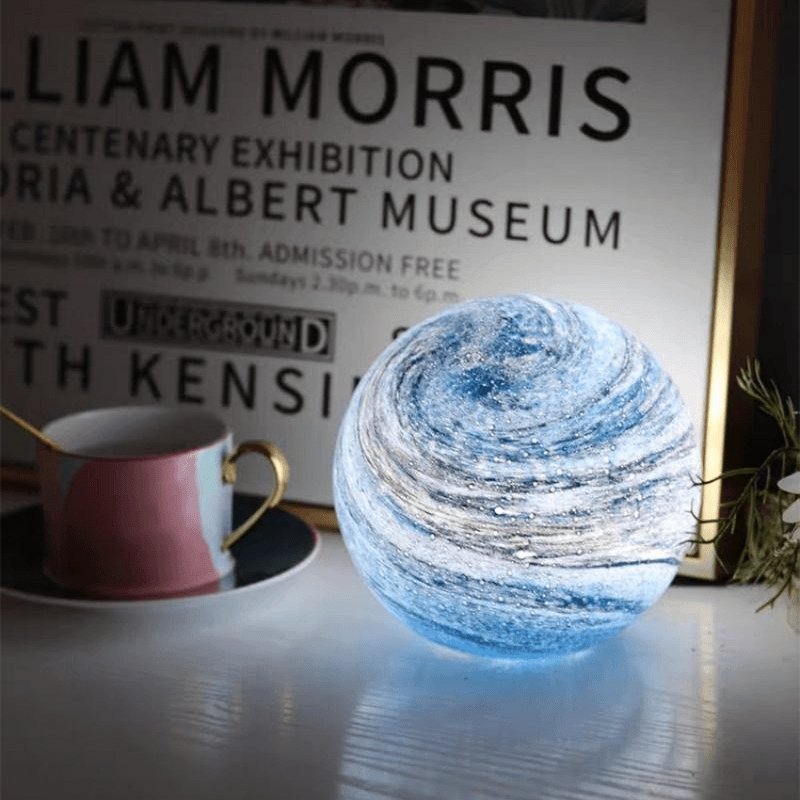 LunaCrystal – Elegante Glazen Maanlamp met Betoverende Kosmische Details voor Sfeervolle Ruimtes