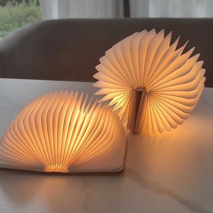 LumiTale Boeklamp