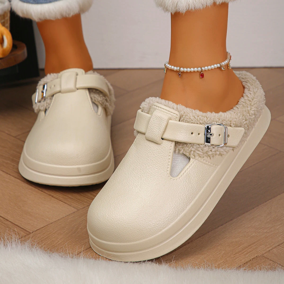 Eva Pluche Cozy Muiltjes