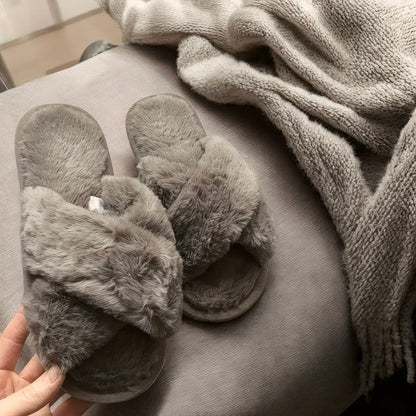 Warme Knusse Kruisband Pantoffels