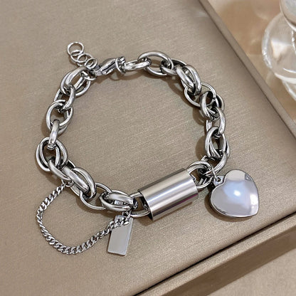 Stoere Chunky Hartslot Armband Goud