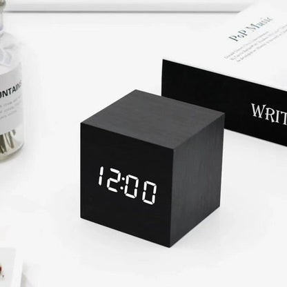 LumiCube – Stijlvolle LED Wekker met Minimalistisch Design & Slimme Functies