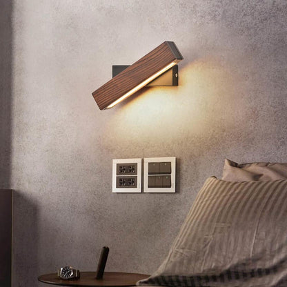 LumiHout – Luxe Wandlamp met Draaibare LED Verlichting