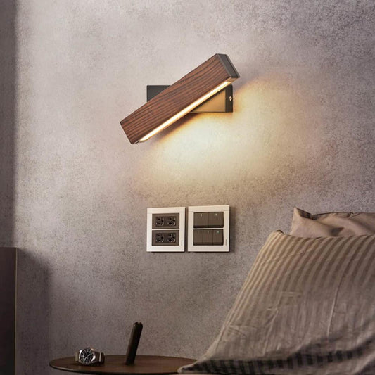 LumiHout – Luxe Wandlamp met Draaibare LED Verlichting